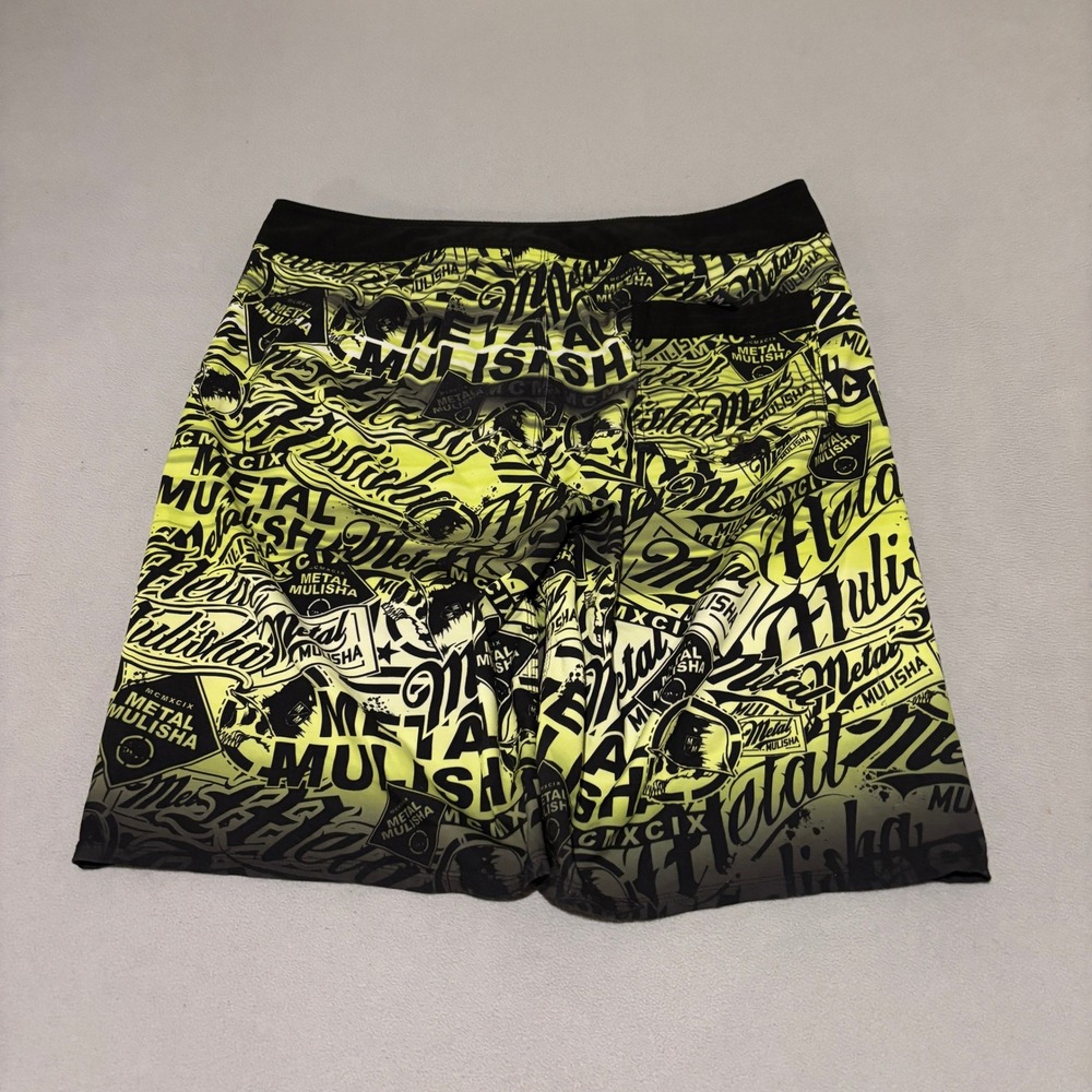 Metal Mulisha Mens Board Shorts Size 38 Lime Green Black Graphic Fade Motocross - Picture 8 of 9